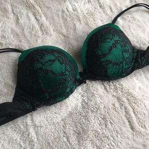 Victoria’s Secret bombshell bra 34A